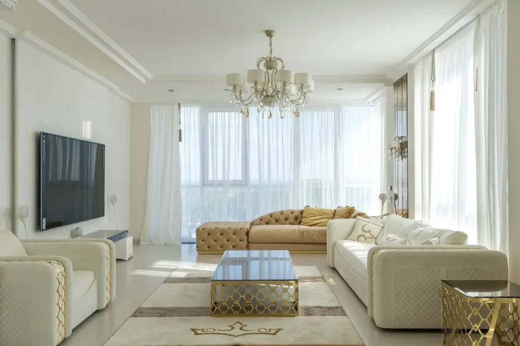 Transform Your Space: Chic and Elegant Living Room Decor